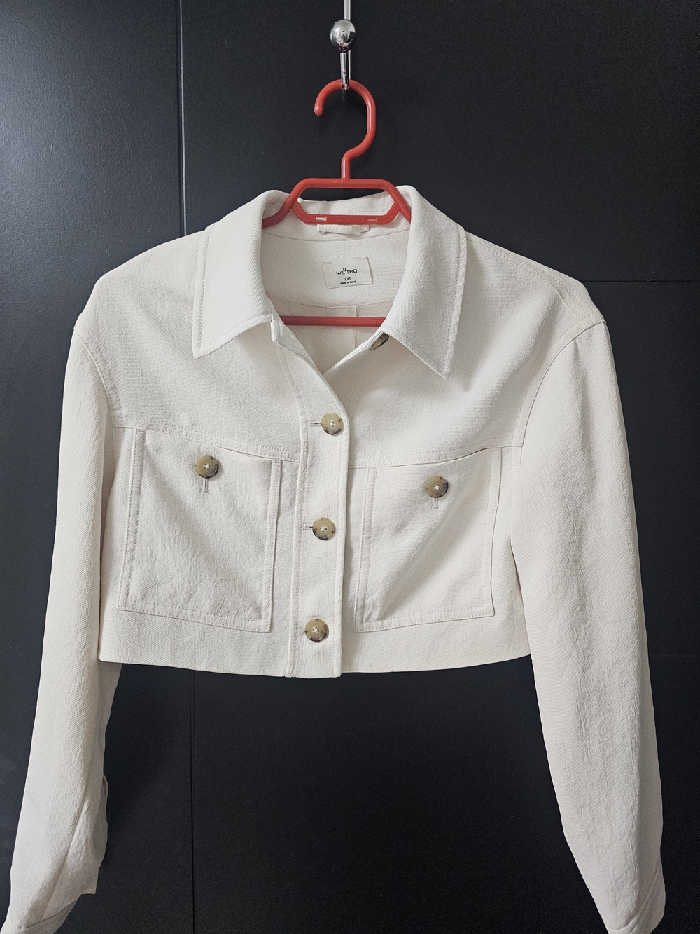 Wilfred Off-White Cropped Button Front Jacket